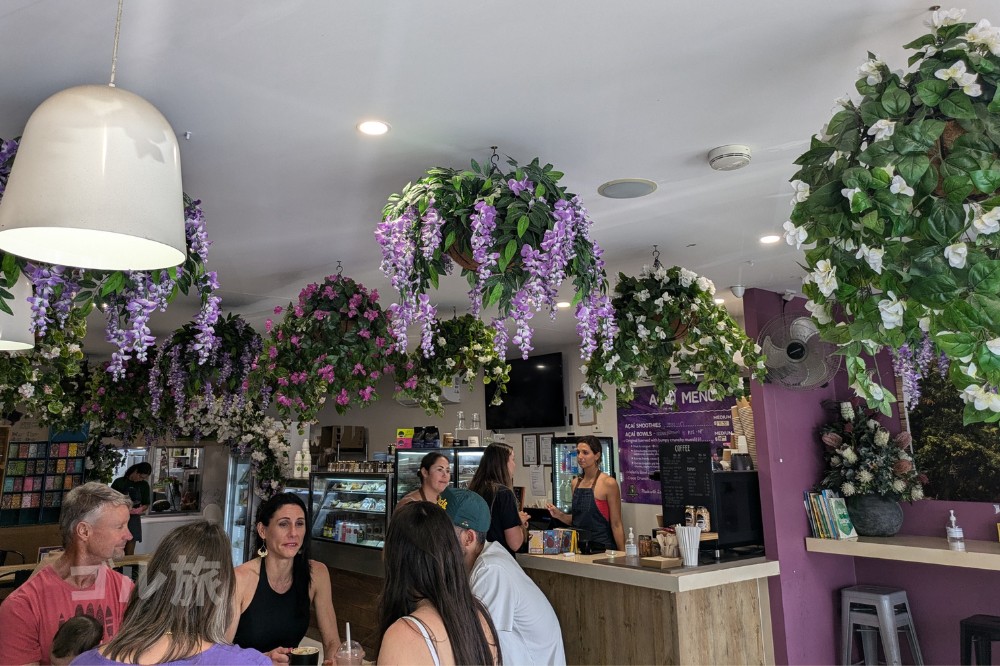Helen’s Heavenly Wholefoods Cafeの店内の雰囲気
