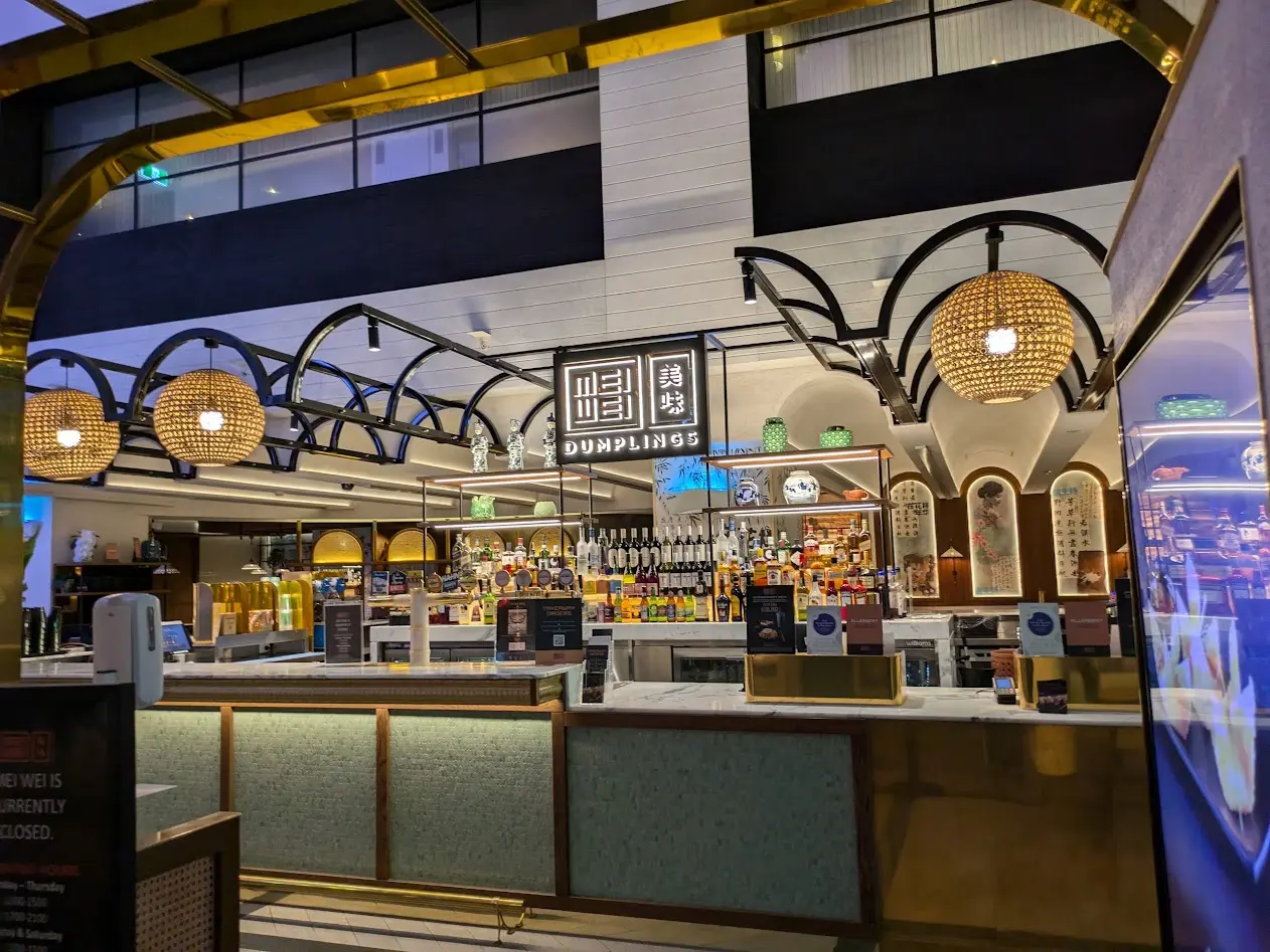 The Star内のレストランの外観